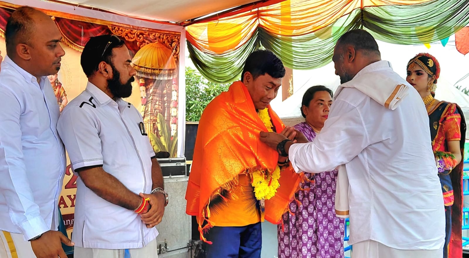 Wabup Lom Lom Suwondo Hadiri Acara Umat Hindu Adhi Tiruvilla Maha Puja Tahun 2026 Di Shri Mariamman Kuil Sei. Semayang 7 Wabup Lom Lom Suwondo Hadiri Acara Umat Hindu Adhi Tiruvilla Maha Puja Tahun 2026 Di Shri Mariamman Kuil Sei. Semayang - IMG 20260809 215112