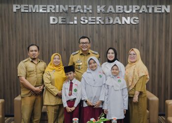 Bupati Asri Ludin Terkesan Dan Apresiasi Keberanian Siswa Madrasah Ibtidaiyah Negeri (MIN) 3 Deli Serdang 