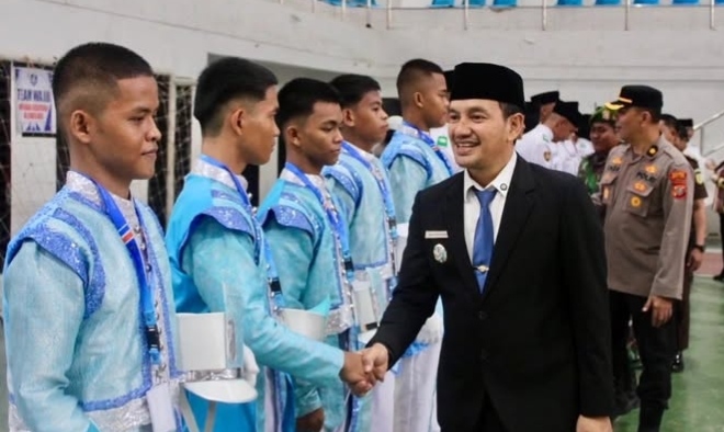 WALI KOTA TEBING TINGGI KUKUHKAN PASKIBRAKA DAN KORPS MUSIK 2026, PESANKAN SEMANGAT DAN TANGGUNG JAWAB 6 WALI KOTA TEBING TINGGI KUKUHKAN PASKIBRAKA DAN KORPS MUSIK 2026, PESANKAN SEMANGAT DAN TANGGUNG JAWAB - IMG 20260812 224322