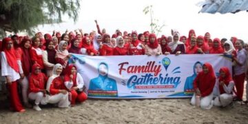 TP PKK TEBING TINGGI GELAR FAMILY GATHERING DALAM RANGKA HUT RI KE-81 DI PANTAI SENTANG