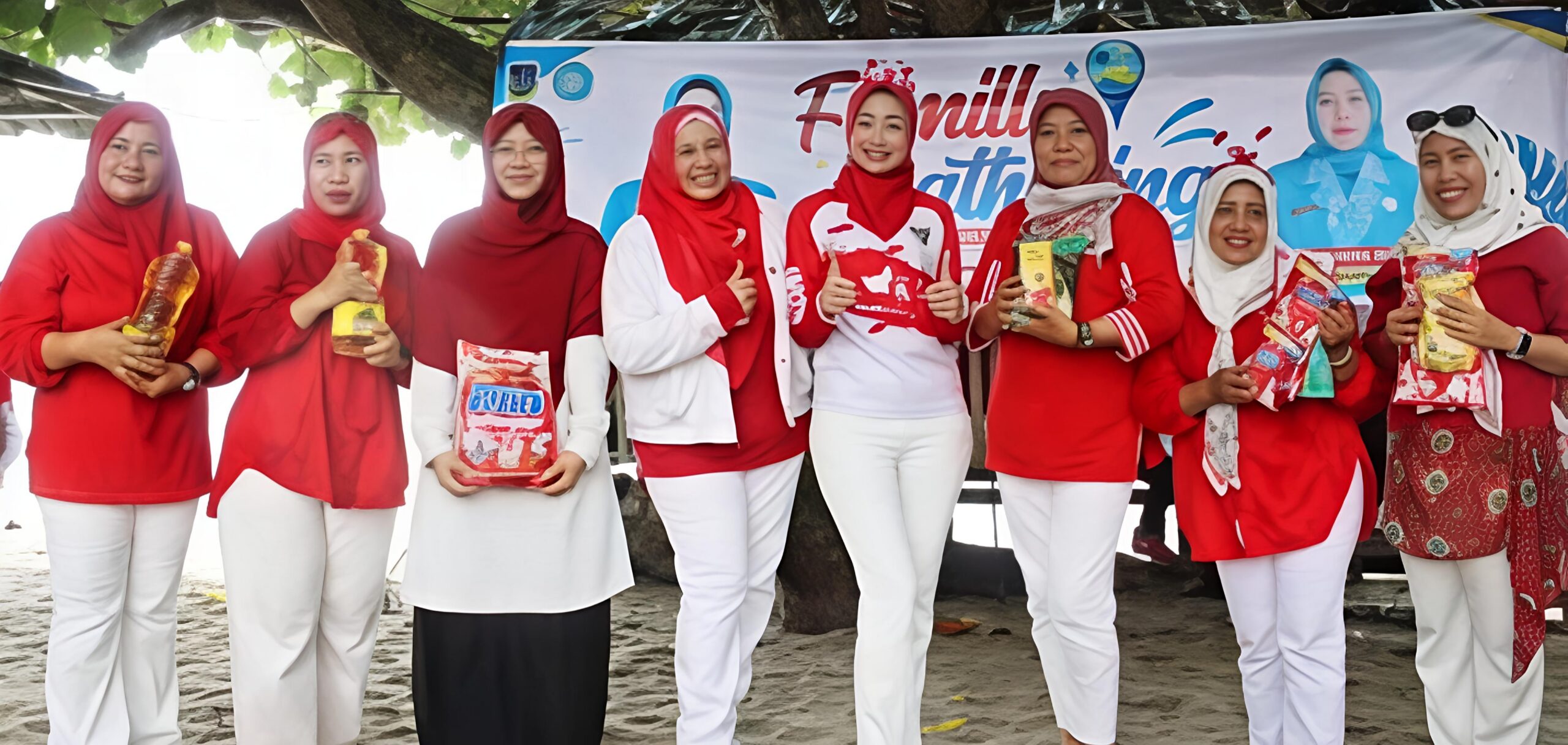 TP PKK TEBING TINGGI GELAR FAMILY GATHERING DALAM RANGKA HUT RI KE-81 DI PANTAI SENTANG - IMG 20260815 221909 scaled
