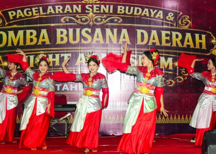 Pagelaran Seni Budaya Dan Lomba Busana Daerah Night at Museum Deli Serdang