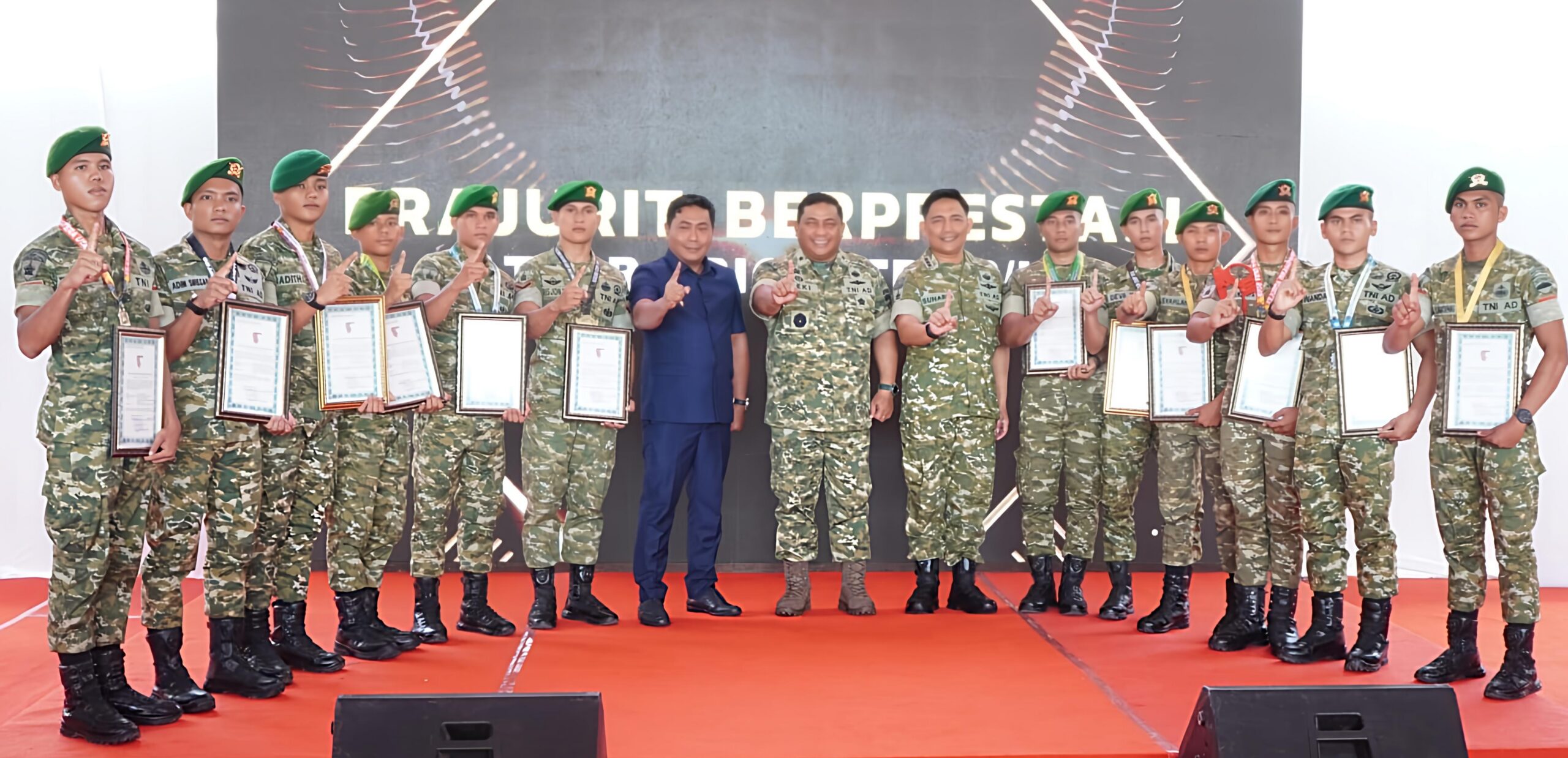 Wabup Lom Lom Suwondo Hadiri Syukuran Dan Doa HUT Ke-1 Brigif TP-36/HM 5 Wabup Lom Lom Suwondo Hadiri Syukuran Dan Doa HUT Ke-1 Brigif TP-36/HM - IMG 20260815 233854 scaled