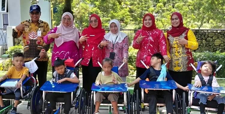 Perayaan Hari Anak Nasional Ke-42 Tingkat Kabupaten Deli Serdang, “Sayang Anak Lindungi Dan Bangun Masa Depan” 2 Perayaan Hari Anak Nasional Ke-42 Tingkat Kabupaten Deli Serdang, “Sayang Anak Lindungi Dan Bangun Masa Depan”