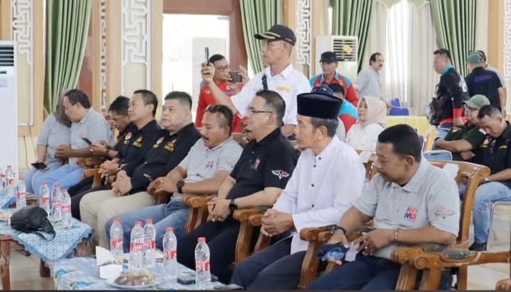 KADIS KOMINFO TEBING TINGGI AJAK PERS PERKUAT SINERGI DAN BANGUN EKOSISTEM INFORMASI SEHAT 4 KADIS KOMINFO TEBING TINGGI AJAK PERS PERKUAT SINERGI DAN BANGUN EKOSISTEM INFORMASI SEHAT - IMG 20260816 010054
