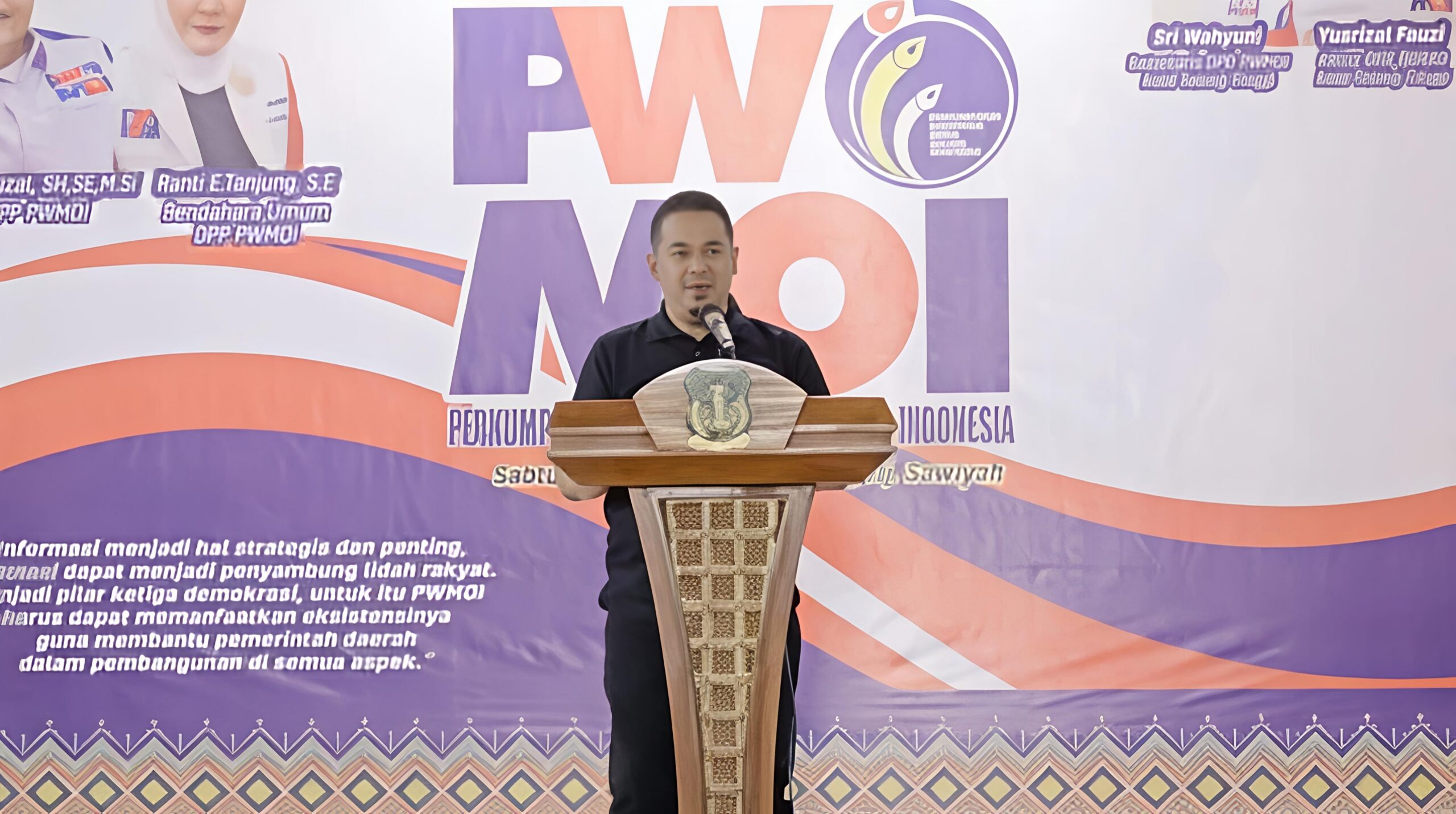 KADIS KOMINFO TEBING TINGGI AJAK PERS PERKUAT SINERGI DAN BANGUN EKOSISTEM INFORMASI SEHAT 3 KADIS KOMINFO TEBING TINGGI AJAK PERS PERKUAT SINERGI DAN BANGUN EKOSISTEM INFORMASI SEHAT - IMG 20260816 010129 scaled