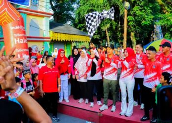 MERIAH!!! RIBUAN WARGA KOTA TEBING TINGGI PADATI LAPANGAN MERDEKA SEMARAKKAN HUT KE-81 RI