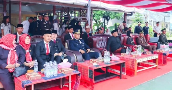WALI KOTA IMAN IRDIAN SARAGIH PIMPIN APEL PEMBERIAN REMISI 720 WARGA BINAAN DI LAPAS KELAS IIB TEBING TINGGI 6 WALI KOTA IMAN IRDIAN SARAGIH PIMPIN APEL PEMBERIAN REMISI 720 WARGA BINAAN DI LAPAS KELAS IIB TEBING TINGGI - IMG 20260817 202556