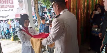 Detik-Detik Proklamasi HUT Ke-81 RI Di Kecamatan Dua Koto Berlangsung Khidmat Dan Semarak