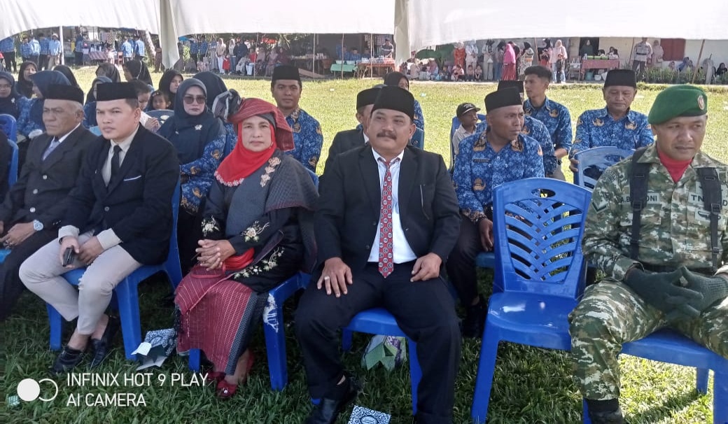 Detik-Detik Proklamasi HUT Ke-81 RI Di Kecamatan Dua Koto Berlangsung Khidmat Dan Semarak 6 Detik-Detik Proklamasi HUT Ke-81 RI Di Kecamatan Dua Koto Berlangsung Khidmat Dan Semarak - IMG 20260817 214715