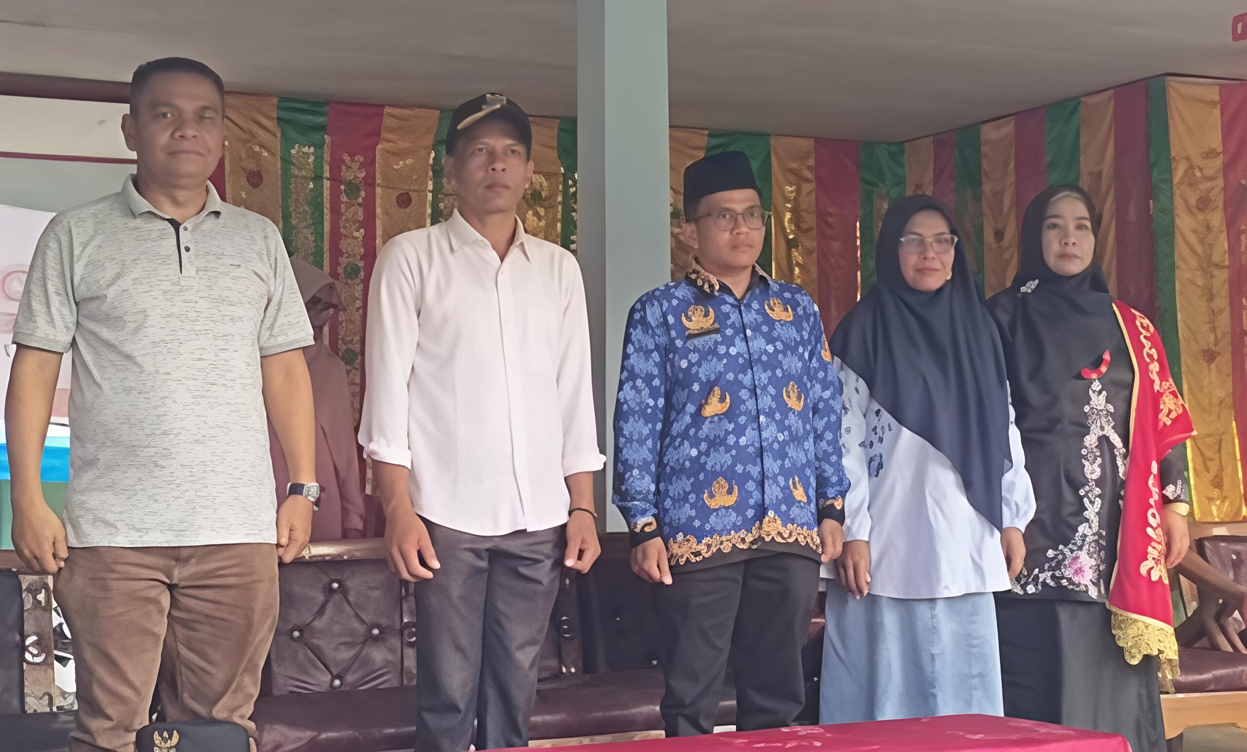 Ipda Rido M. Simamora Pimpin Upacara Penurunan Bendera HUT Ke-81 RI Di Kecamatan Dua Koto Pasaman 4 Ipda Rido M. Simamora Pimpin Upacara Penurunan Bendera HUT Ke-81 RI Di Kecamatan Dua Koto Pasaman - IMG 20260818 073836 scaled