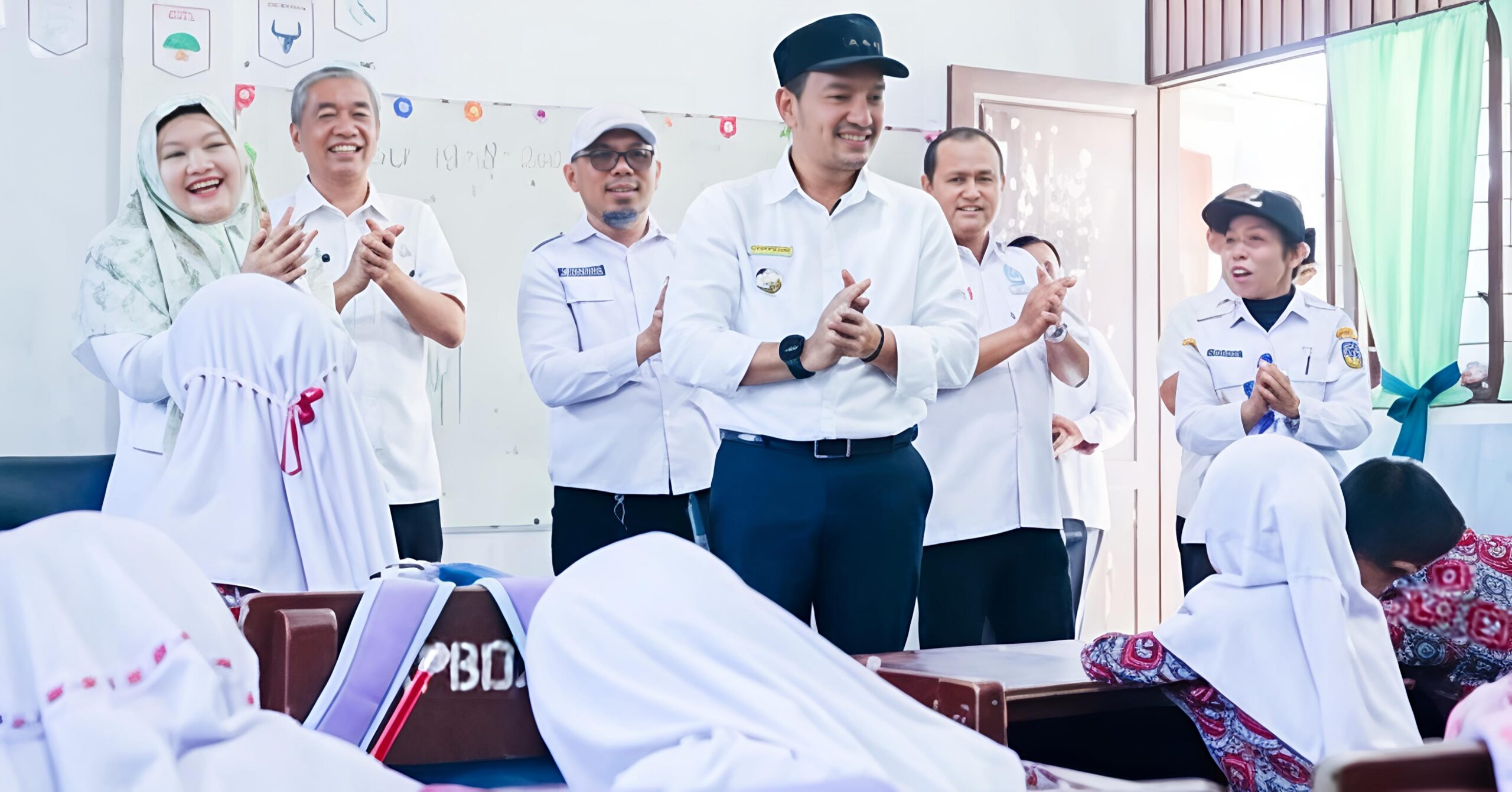 Wali Kota Tebing Tinggi Komitmen Dukung Keberlangsungan Pendidikan Anak-Anak 6 Wali Kota Tebing Tinggi Komitmen Dukung Keberlangsungan Pendidikan Anak-Anak - IMG 20260819 215755 scaled