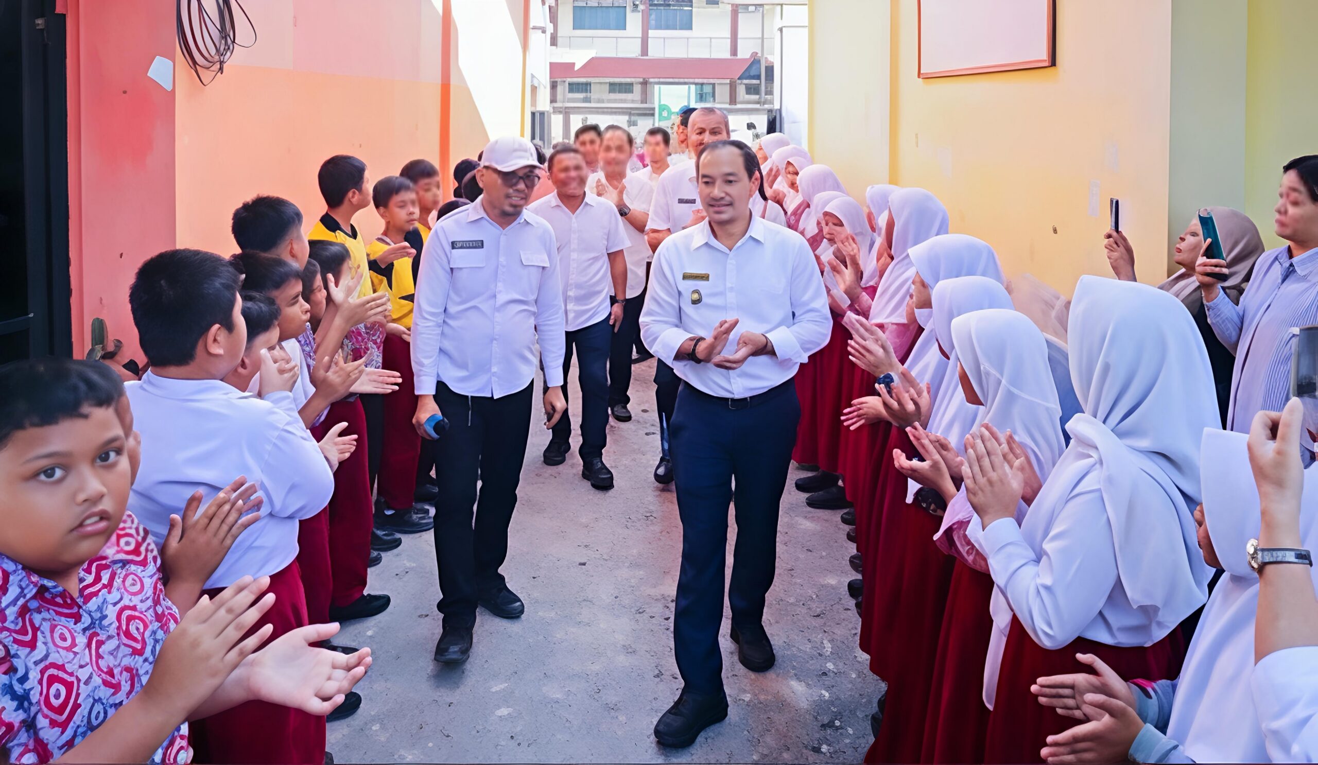 Wali Kota Tebing Tinggi Komitmen Dukung Keberlangsungan Pendidikan Anak-Anak 4 Wali Kota Tebing Tinggi Komitmen Dukung Keberlangsungan Pendidikan Anak-Anak - IMG 20260819 215953 scaled