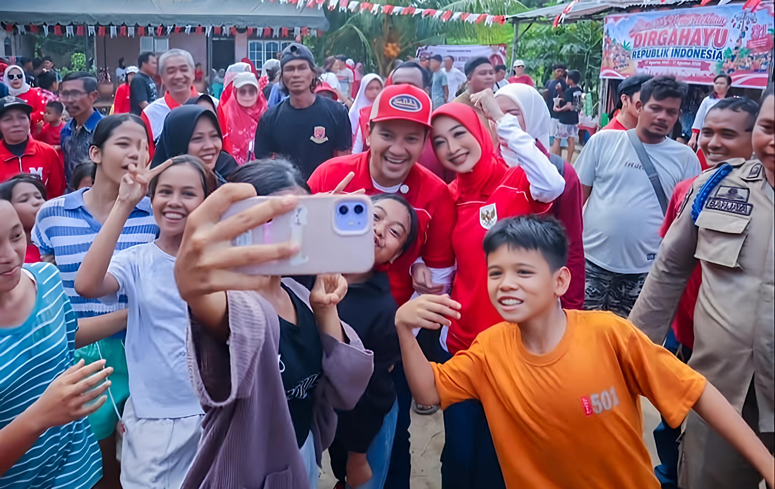 WALI KOTA TEBING TINGGI TINJAU PERLOMBAAN TRADISIONAL WARGA MERIAHKAN HUT KE -81 RI 4 WALI KOTA TEBING TINGGI TINJAU PERLOMBAAN TRADISIONAL WARGA MERIAHKAN HUT KE -81 RI - IMG 20260819 233024 scaled