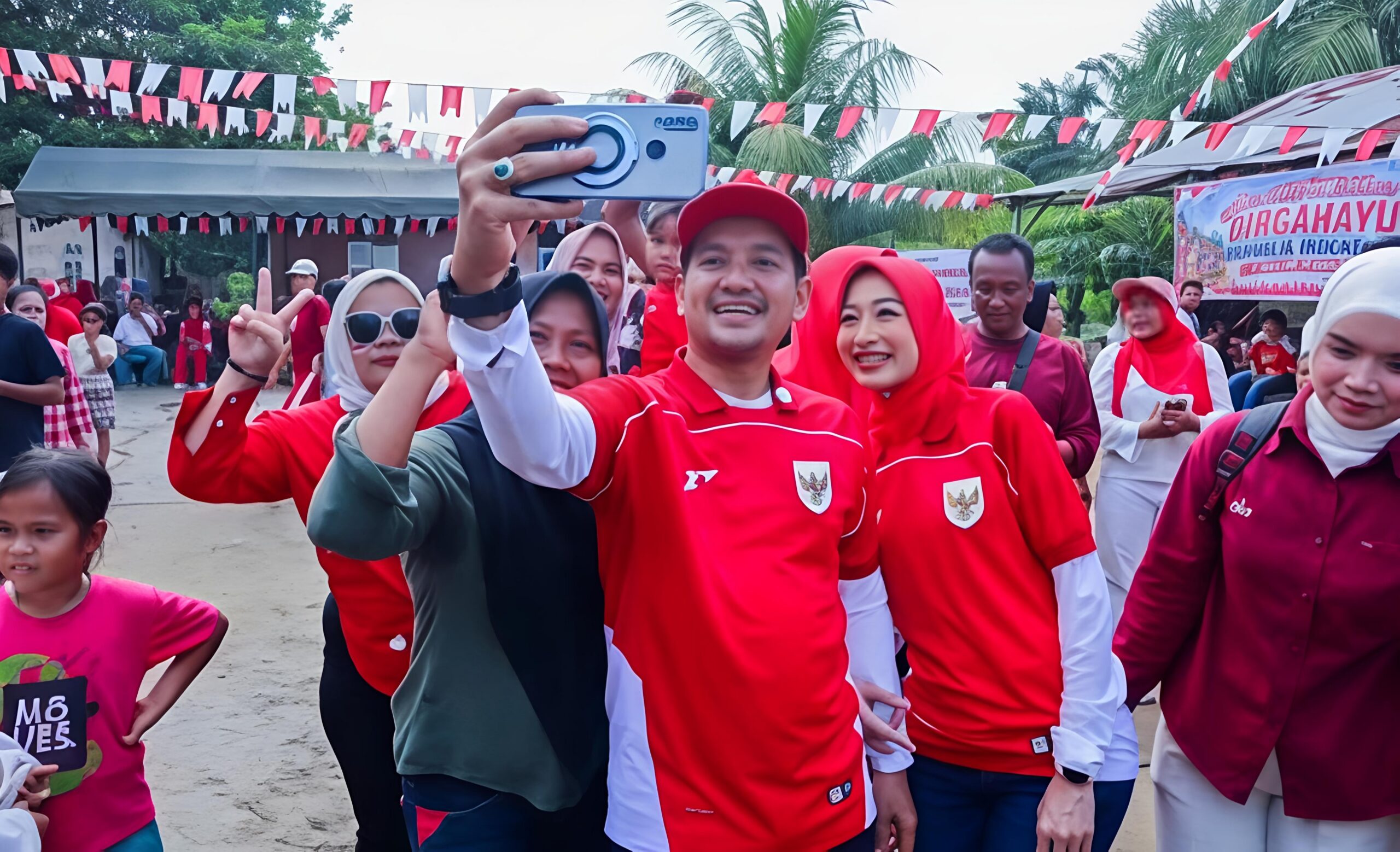 WALI KOTA TEBING TINGGI TINJAU PERLOMBAAN TRADISIONAL WARGA MERIAHKAN HUT KE -81 RI 5 WALI KOTA TEBING TINGGI TINJAU PERLOMBAAN TRADISIONAL WARGA MERIAHKAN HUT KE -81 RI - IMG 20260819 233049 scaled