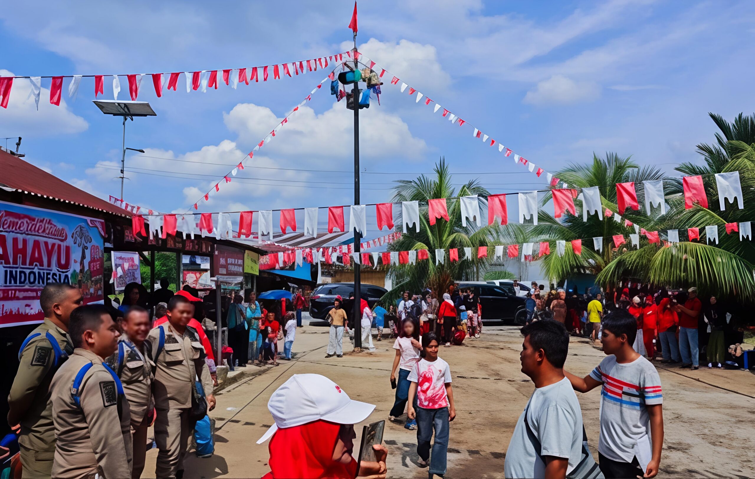 WALI KOTA TEBING TINGGI TINJAU PERLOMBAAN TRADISIONAL WARGA MERIAHKAN HUT KE -81 RI 6 WALI KOTA TEBING TINGGI TINJAU PERLOMBAAN TRADISIONAL WARGA MERIAHKAN HUT KE -81 RI - IMG 20260819 233113 scaled