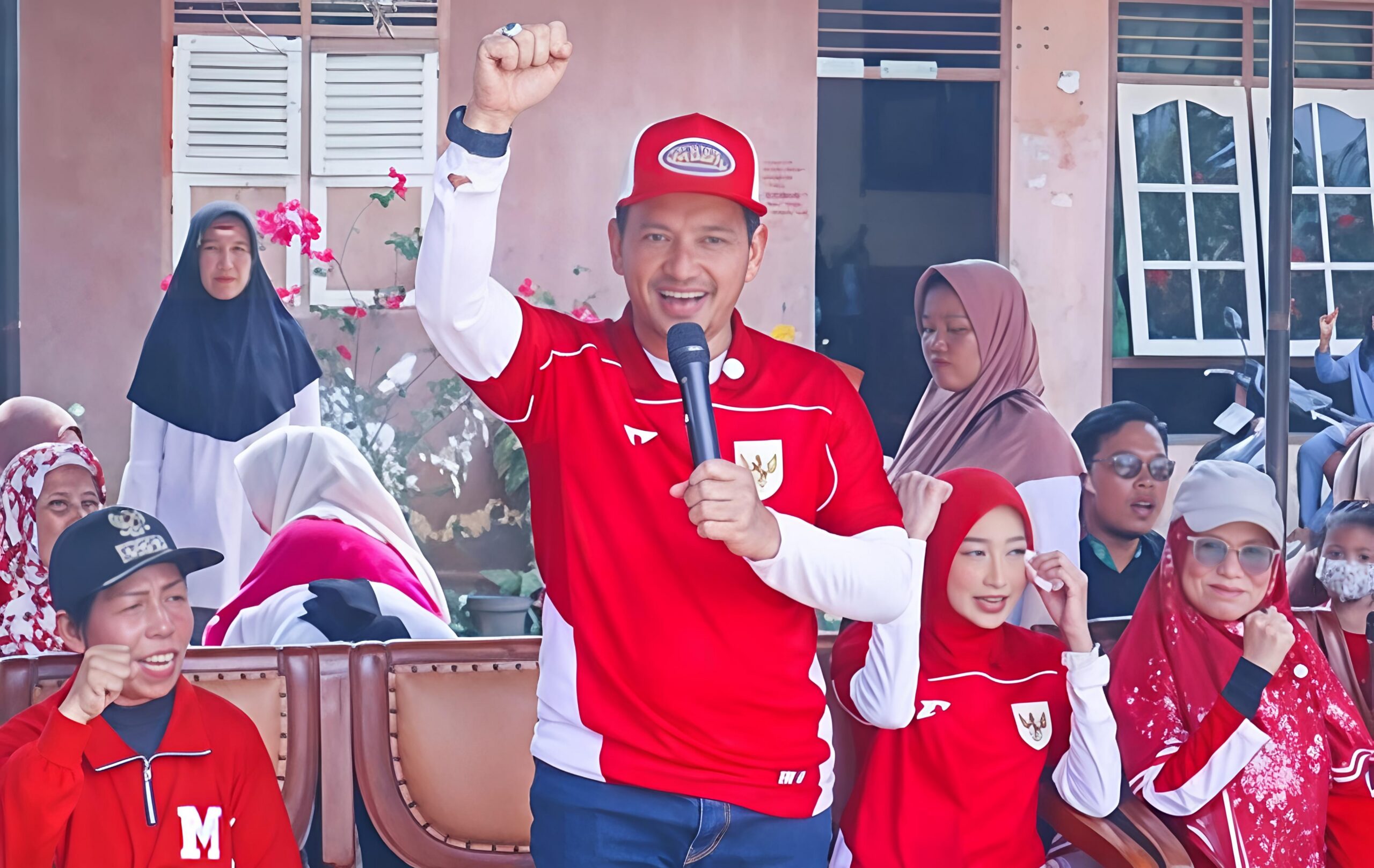 WALI KOTA TEBING TINGGI TINJAU PERLOMBAAN TRADISIONAL WARGA MERIAHKAN HUT KE -81 RI 3 WALI KOTA TEBING TINGGI TINJAU PERLOMBAAN TRADISIONAL WARGA MERIAHKAN HUT KE -81 RI - IMG 20260819 233152 scaled