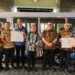 Bupati Deli Serdang Serahkan Bus Sekolah Dan Perpustakaan Keliling Untuk Mendukung Pelayanan Masyarakat 