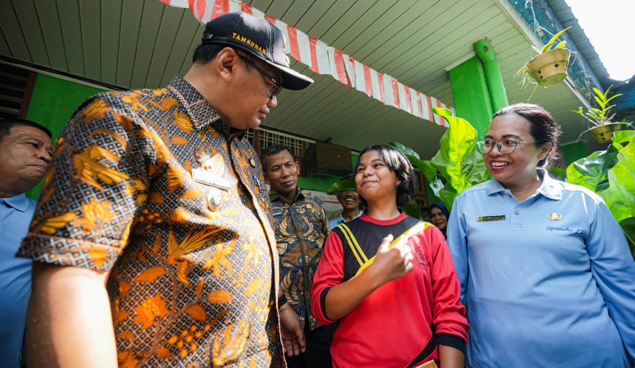 Bupati Asri Ludin Tinjau Kegiatan Ekstrakurikuler Dan Fasilitas Pendukung Kreativitas Siswa Di SMPN 2 Lubuk Pakam 4 Bupati Asri Ludin Tinjau Kegiatan Ekstrakurikuler Dan Fasilitas Pendukung Kreativitas Siswa Di SMPN 2 Lubuk Pakam - IMG 20260822 235243