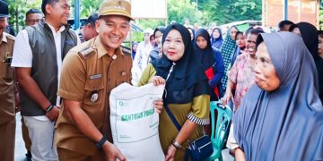 Pemko Tebing Tinggi Salurkan 717 Ton Beras Kepada Masyarakat Penerima Manfaat 17 Pemko Tebing Tinggi Salurkan 717 Ton Beras Kepada Masyarakat Penerima Manfaat