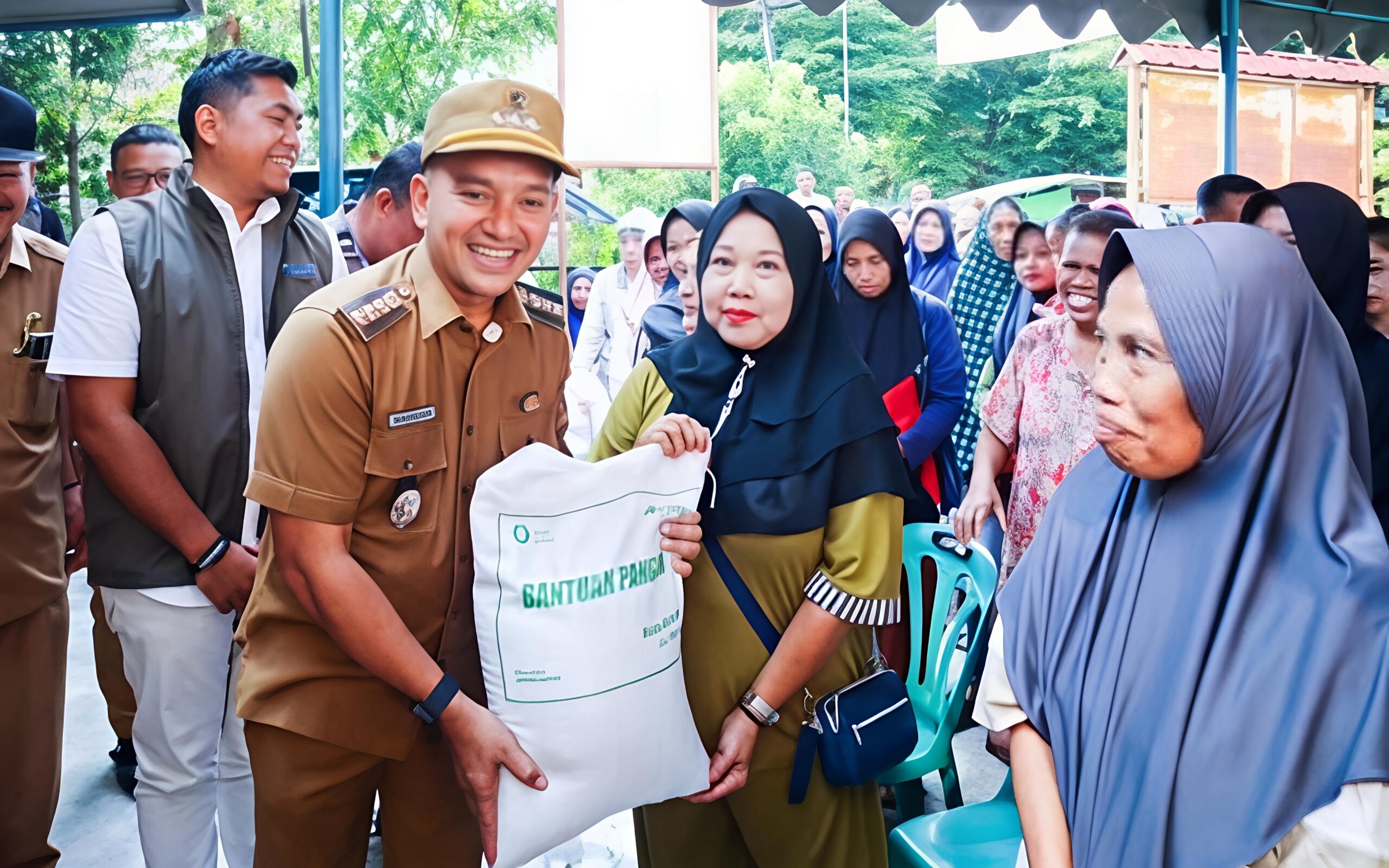 Pemko Tebing Tinggi Salurkan 717 Ton Beras Kepada Masyarakat Penerima Manfaat - IMG 20260824 194332 scaled