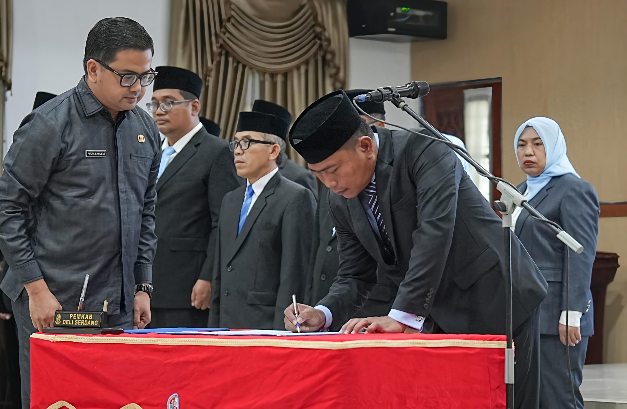 Wabup Deli Serdang Lantik 17 Pimpinan Tinggi Pratama Dan Fungsional 5 Wabup Deli Serdang Lantik 17 Pimpinan Tinggi Pratama Dan Fungsional - IMG 20260831 172533 scaled
