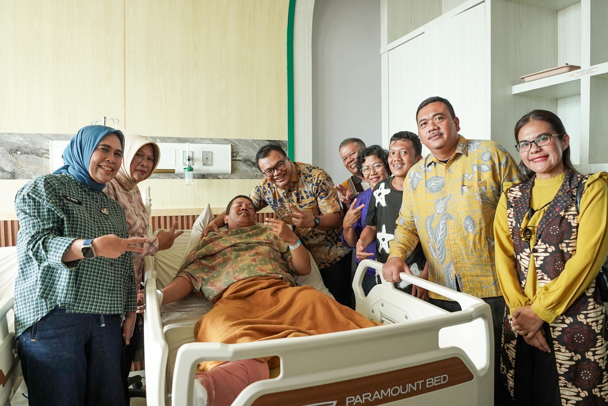 Asri Ludin Kunjungi ASN Dishub Deli Serdang Di RSUP Adam Malik Akibat Kecelakaan Kerja 5 Asri Ludin Kunjungi ASN Dishub Deli Serdang Di RSUP Adam Malik Akibat Kecelakaan Kerja - IMG 20260906 WA0019 scaled