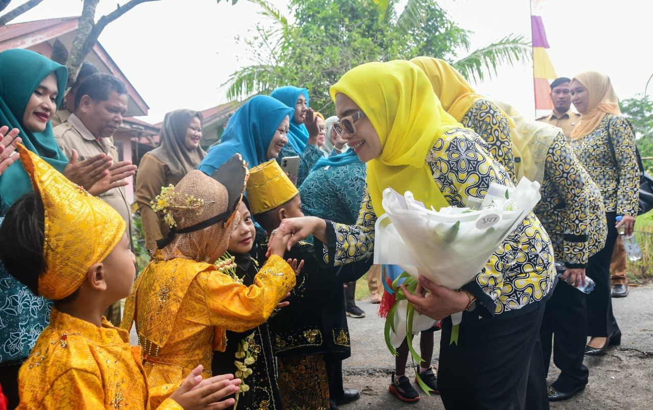 TP PKK Deli Serdang Monitoring Kegiatan Di Kelurahan Paluh Kemiri Dan Syahmad 4 TP PKK Deli Serdang Monitoring Kegiatan Di Kelurahan Paluh Kemiri Dan Syahmad - IMG 20260907 WA0058