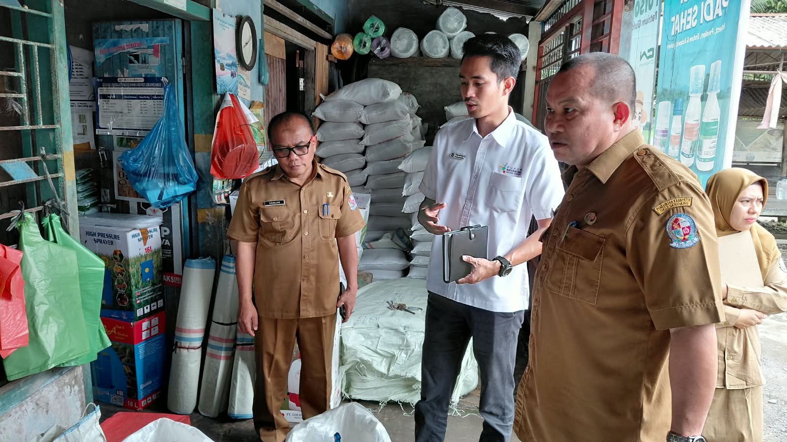 Pemkab Deli Serdang Perkuat Pengawasan Penyaluran Pupuk Bersubsidi Bersama PT. Pupuk Indonesia 3 Pemkab Deli Serdang Perkuat Pengawasan Penyaluran Pupuk Bersubsidi Bersama PT. Pupuk Indonesia - IMG 20260922 WA0027