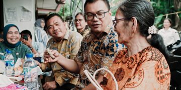 Bupati Asri Ludin Ngopi Di Warung Bareng Warga Dengarkan Aspirasi, Usai Resmikan Pustu Bintang Meriah 13 Bupati Asri Ludin Ngopi Di Warung Bareng Warga Dengarkan Aspirasi, Usai Resmikan Pustu Bintang Meriah