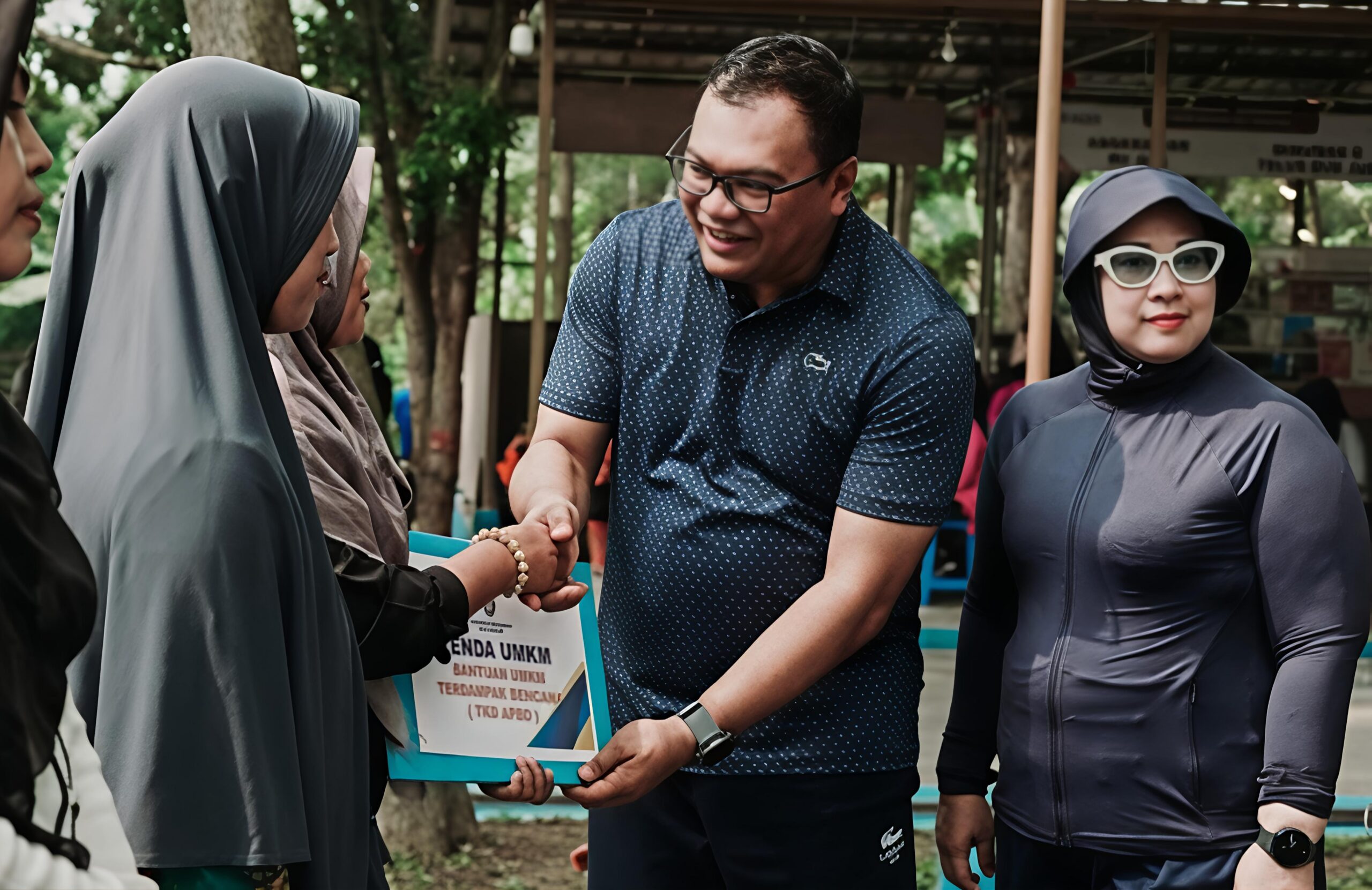 Bupati Asri Ludin Bangkitkan Kehidupan Pelaku UMKM, Dari Tenda Kecil Ke Tempat Istimewa 5 Bupati Asri Ludin Bangkitkan Kehidupan Pelaku UMKM, Dari Tenda Kecil Ke Tempat Istimewa - IMG 20260907 083928 scaled