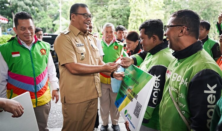 24 Pengemudi Ojol Warga Deli Serdang Mendapat Kepesertaan BPJS TK Gratis 2 24 Pengemudi Ojol Warga Deli Serdang Mendapat Kepesertaan BPJS TK Gratis