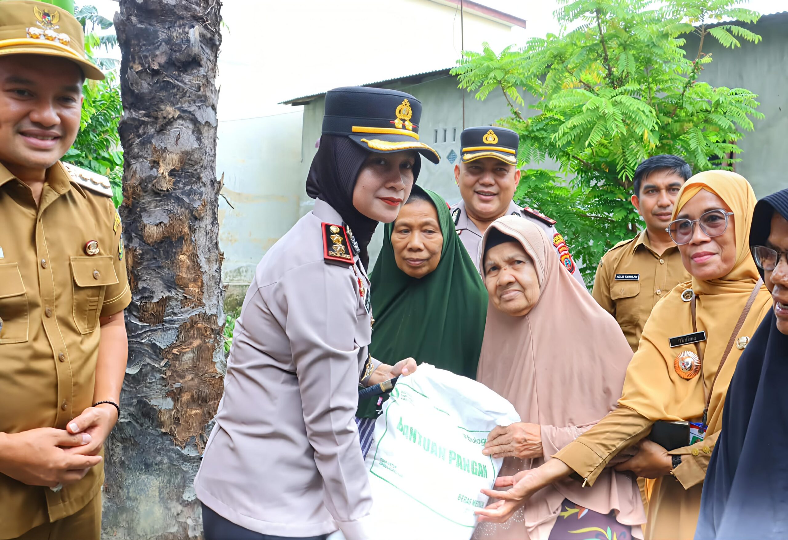 Resmikan Jembatan Merah Putih, Wali Kota dan Kapolres Tebing Tinggi Beri Kemudahan Warga Mandailing 7 Resmikan Jembatan Merah Putih, Wali Kota dan Kapolres Tebing Tinggi Beri Kemudahan Warga Mandailing - IMG 20260908 120102 scaled