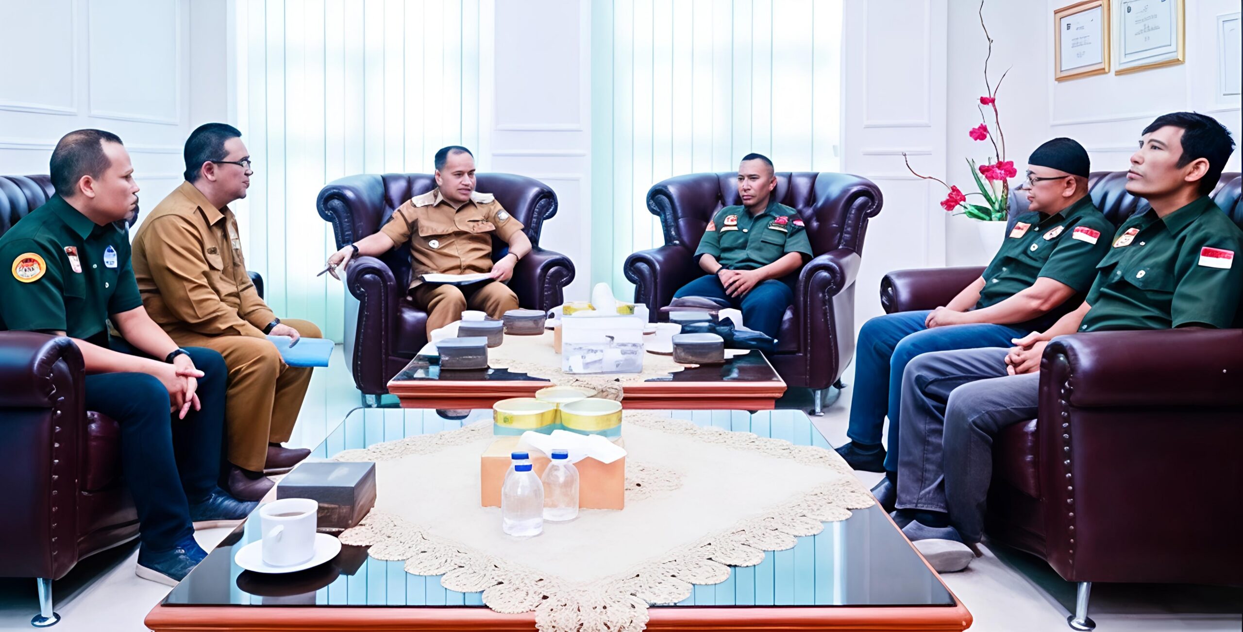 Wali Kota H. Iman Irdian Saragih Ajak DPC Akpersi Bersinergi, Kolaborasi Membangun Kota Tebing Tinggi 4 Wali Kota H. Iman Irdian Saragih Ajak DPC Akpersi Bersinergi, Kolaborasi Membangun Kota Tebing Tinggi - IMG 20260908 165749 scaled