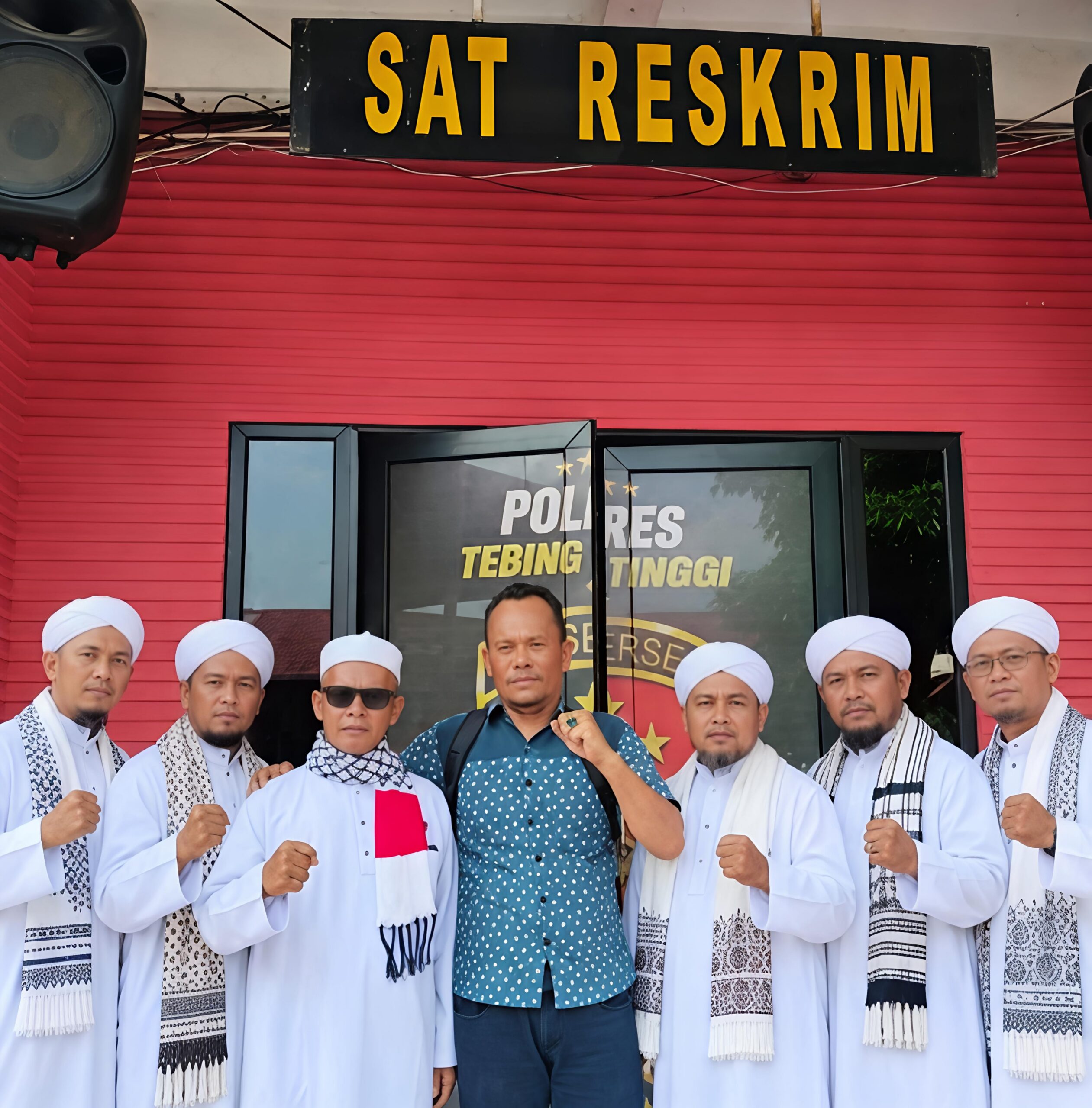 FPI Minta Polres Tebing Tinggi Segera Tangkap Dan Periksa Oknum Kuasai Tanah Khoirul Hasibuan 4 FPI Minta Polres Tebing Tinggi Segera Tangkap Dan Periksa Oknum Kuasai Tanah Khoirul Hasibuan - IMG 20260908 210357 scaled