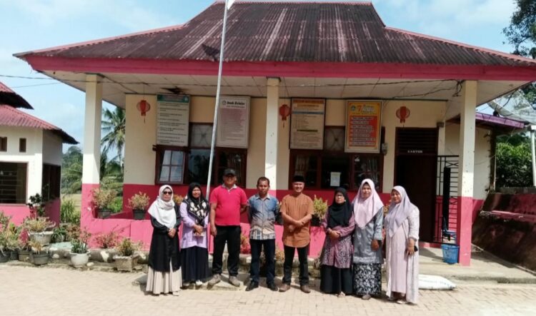 Sixboydani, Kepala SDN 22 Batang Tuhur Bangun Akses Air Bersih, Wujudkan Semangat Pasaman Bangkit 2 Sixboydani, Kepala SDN 22 Batang Tuhur Bangun Akses Air Bersih, Wujudkan Semangat Pasaman Bangkit