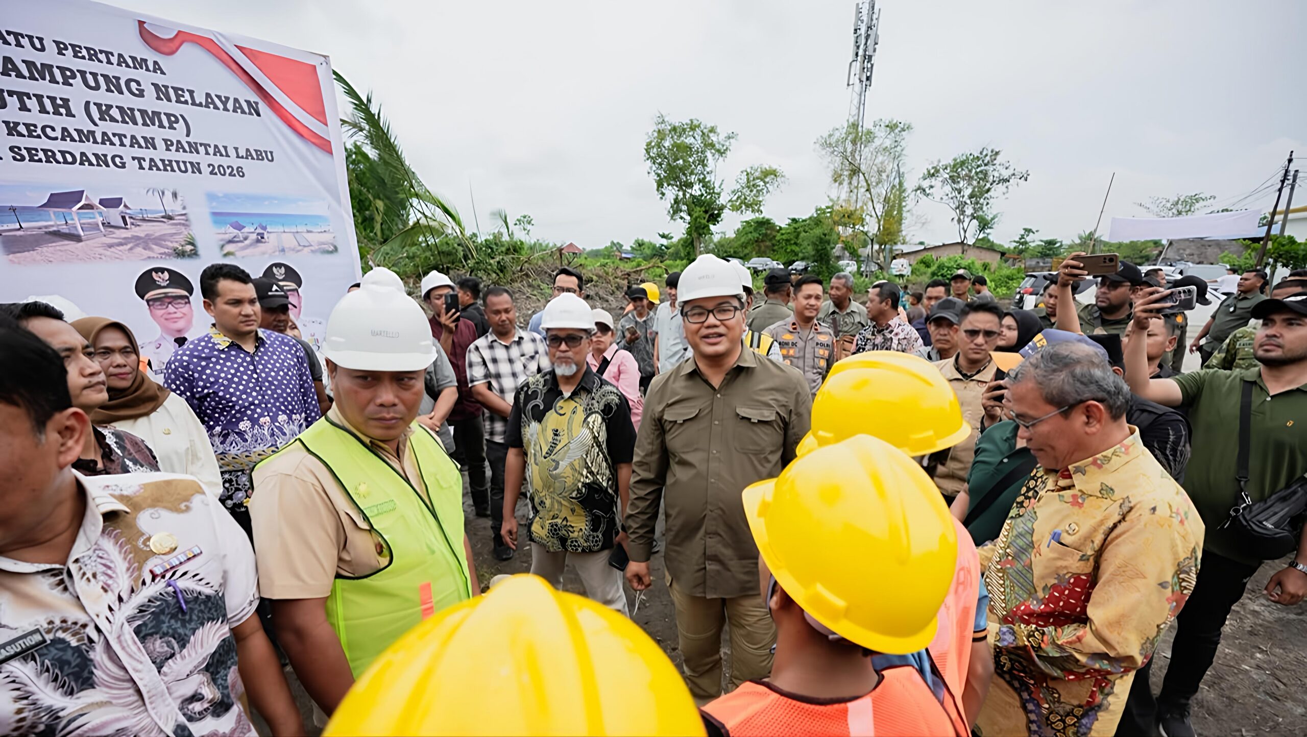 Pembangunan Kampung Nelayan Merah Putih Pantai Labu Deli Serdang, Selesai Dalam 120 Hari 5 Pembangunan Kampung Nelayan Merah Putih Pantai Labu Deli Serdang, Selesai Dalam 120 Hari - IMG 20260912 172756 scaled