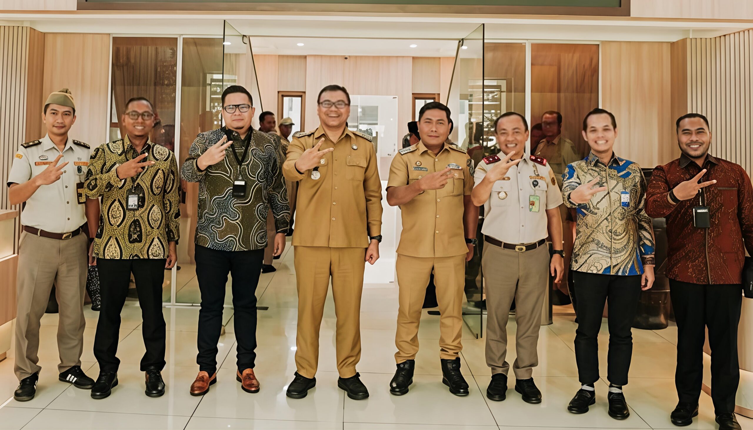 Kwarcab Pramuka Deli Serdang Terima Bantuan TJSL PT BANK BRI, Bupati Asri Ludin Bersinergi Dengan Kepala Karantina Sumut 4 Kwarcab Pramuka Deli Serdang Terima Bantuan TJSL PT BANK BRI, Bupati Asri Ludin Bersinergi Dengan Kepala Karantina Sumut - IMG 20260916 110643 scaled