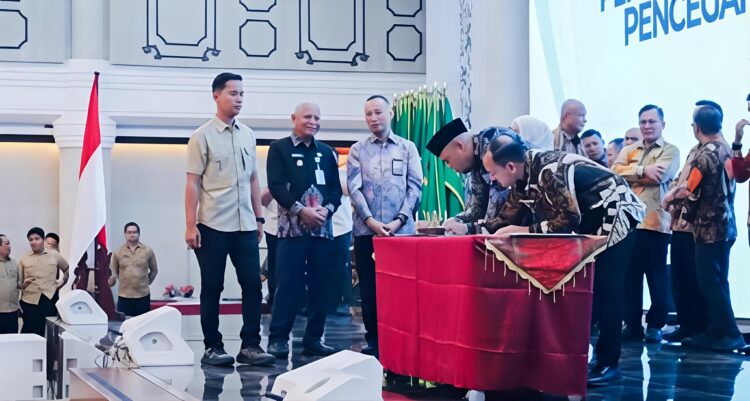 Wali Kota Iman Irdian Saragih Hadiri Rakor Penguatan Tata Kelola Pemerintahan Daerah Dan Pencegahan Korupsi 2 Wali Kota Iman Irdian Saragih Hadiri Rakor Penguatan Tata Kelola Pemerintahan Daerah Dan Pencegahan Korupsi
