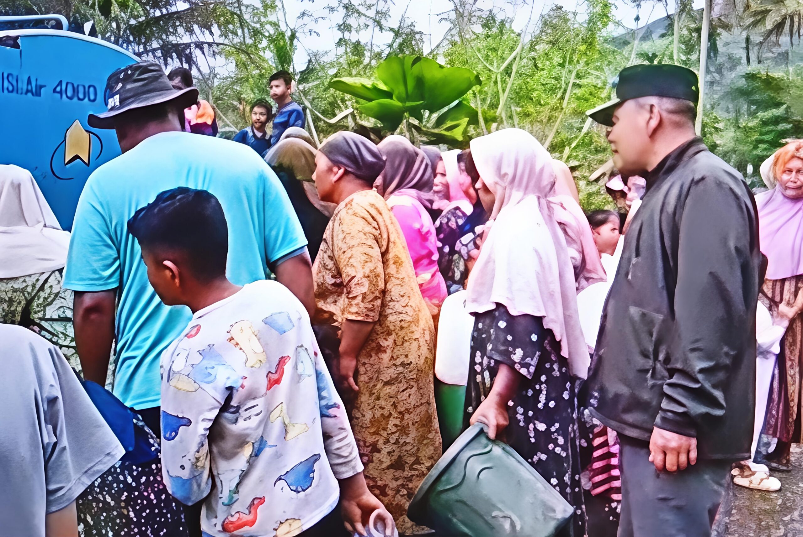 Pemkab Pasaman Gercep Penuhi Kebutuhan Air Bersih Warga Terdampak Banjir Bandang Kampung Parit 3 Pemkab Pasaman Gercep Penuhi Kebutuhan Air Bersih Warga Terdampak Banjir Bandang Kampung Parit - IMG 20260920 122207 scaled