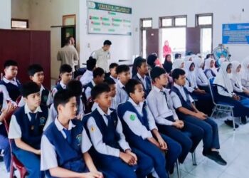 30 Siswa SMP/MTs Kota Tebing Tinggi Terima Bantuan Beasiswa BAZNAS Propsu Kategori Keluarga Tidak Mampu 9 30 Siswa SMP/MTs Kota Tebing Tinggi Terima Bantuan Beasiswa BAZNAS Propsu Kategori Keluarga Tidak Mampu