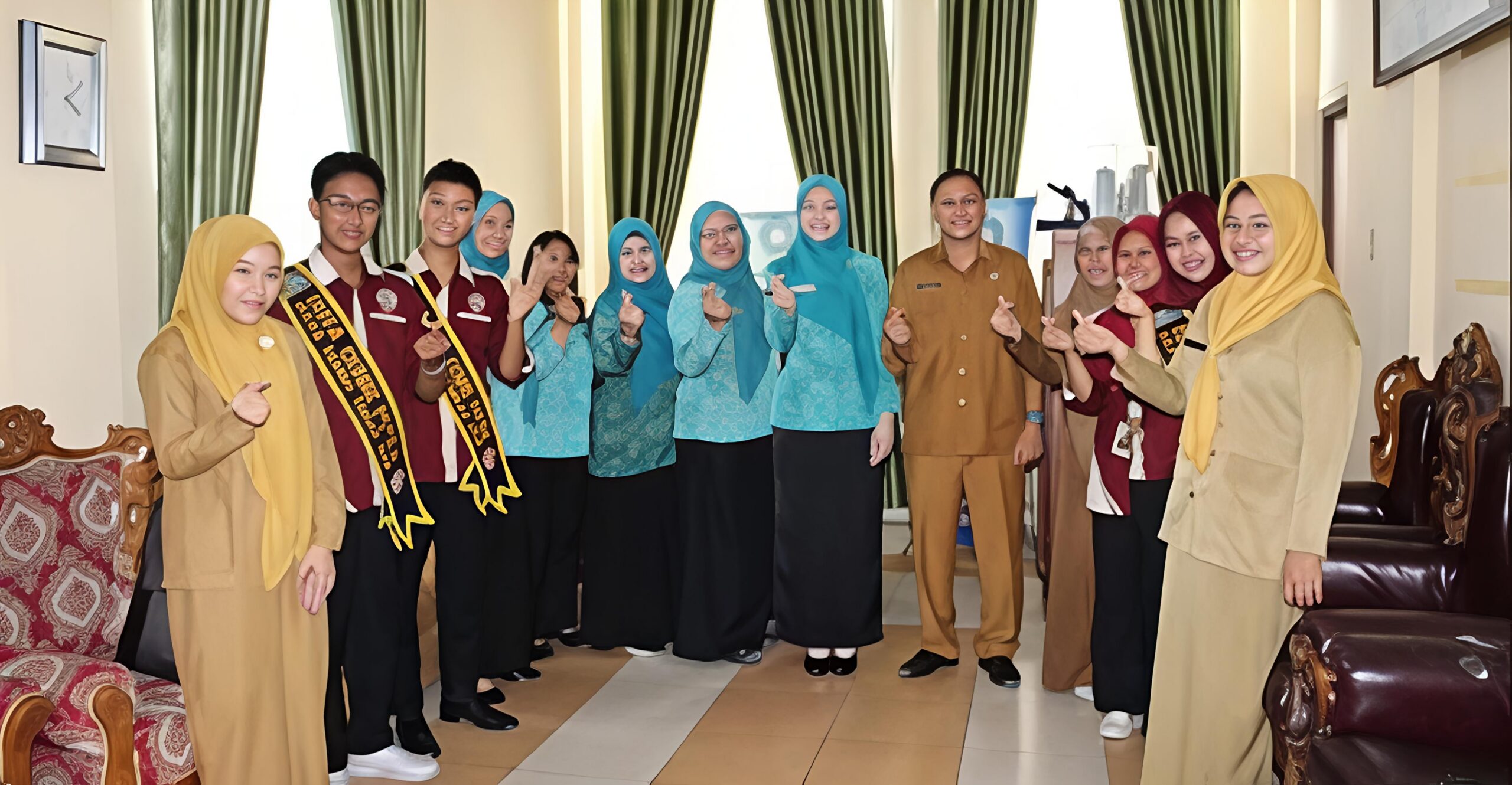 Ketua TP PKK Tebing Tinggi Apresiasi Dan Dukung Pembinaan Generasi Muda Melalui Forum GenRe - IMG 20260924 201629 scaled