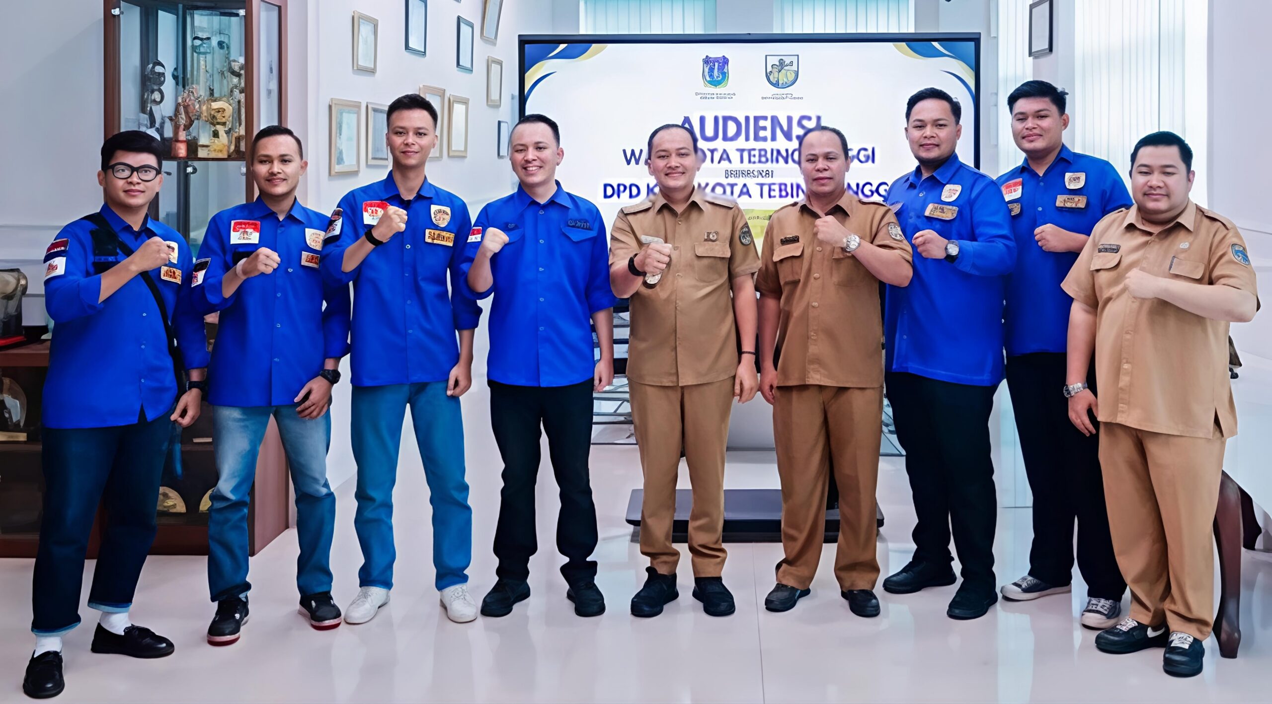 Wali Kota Tebing Tinggi Dukung KNPI, Akan Beri Hadiah Sepedamotor Dalam Acara Gerak Jalan Hari Sumpah Pemuda 3 Wali Kota Tebing Tinggi Dukung KNPI, Akan Beri Hadiah Sepedamotor Dalam Acara Gerak Jalan Hari Sumpah Pemuda - IMG 20260924 203232 scaled