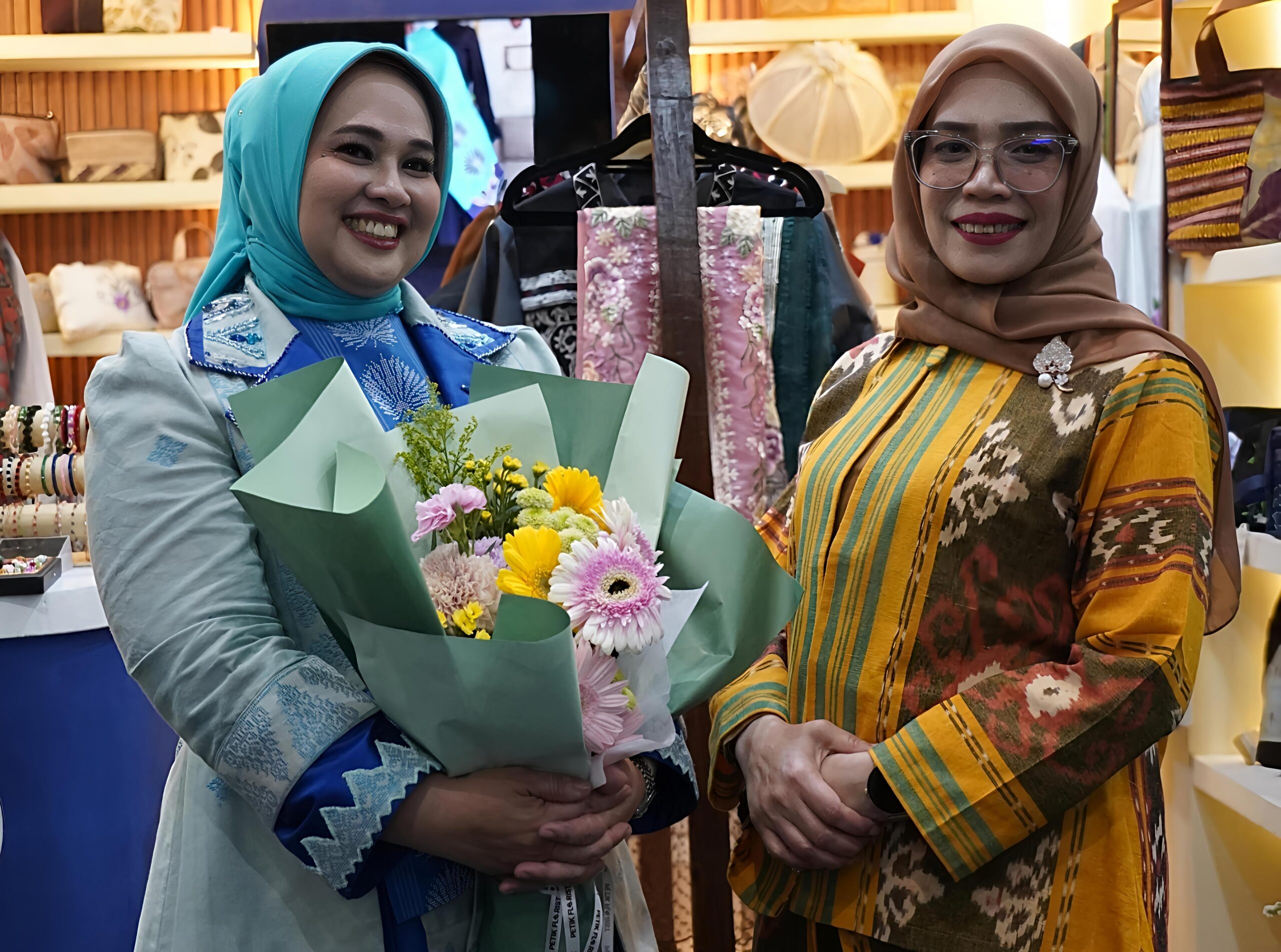 Kain Tenun Deli Serdang Tampil Dalam Parade Pakaian Daerah Kriyanusa 2026 Di Jakarta 5 Kain Tenun Deli Serdang Tampil Dalam Parade Pakaian Daerah Kriyanusa 2026 Di Jakarta - IMG 20260929 104904 scaled