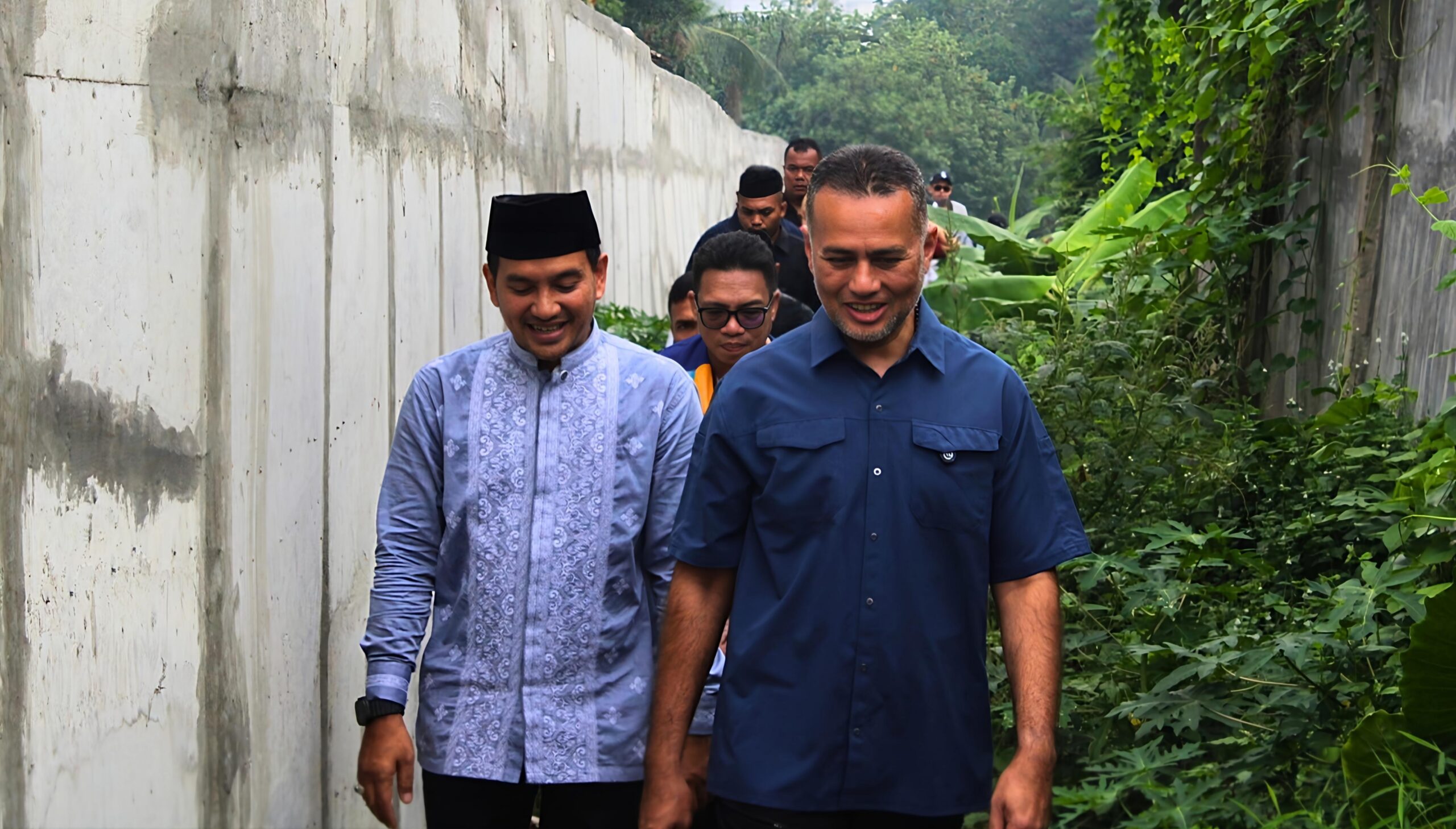 Anggota DPR RI Musa Rajekshah Tinjau Pekerjaan Tanggul Penahan Banjir Jalan Anturmangan Kota Tebing Tinggi, Wali Kota Iman Irdian Sampaikan Terimakasih  - IMG 20261002 173445 scaled