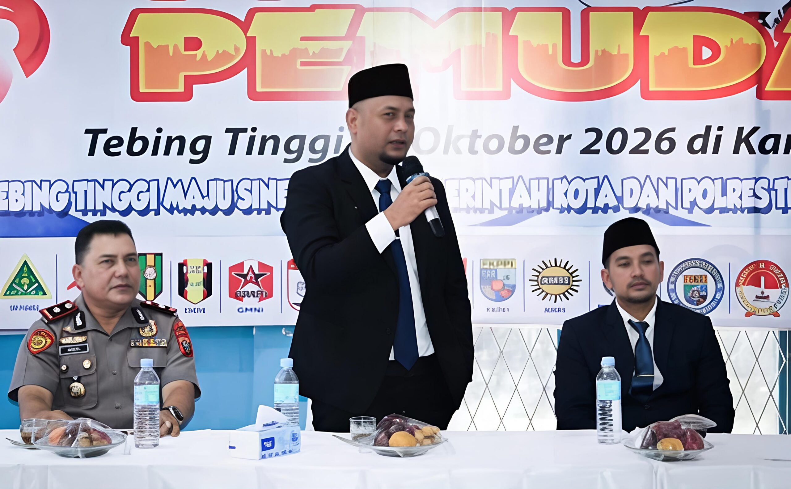 Wali Kota H. Iman Irdian Saragih Ingatkan Pemuda, Dalam Sampaikan Aspirasi Maupun Kritik, Kedepankan Kebenaran Dan Hindari Kebencian 4 Wali Kota H. Iman Irdian Saragih Ingatkan Pemuda, Dalam Sampaikan Aspirasi Maupun Kritik, Kedepankan Kebenaran Dan Hindari Kebencian - IMG 20261029 104823 scaled